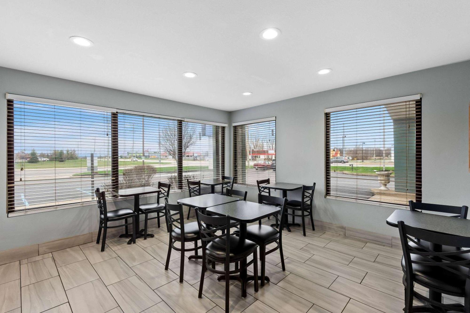 Baymont By Wyndham Lebanon In Villa Bagian luar foto